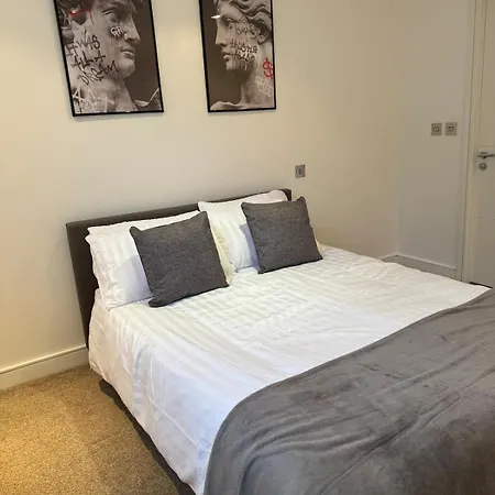 Luxury Penthouse * Leeds (West Yorkshire)