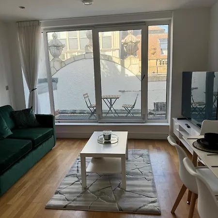 Luxury Penthouse * Leeds (West Yorkshire)